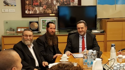 פגישה עם שר התחבורה (002).png